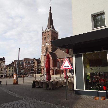 Hotel H4 Easy Eschweiler Exteriör bild